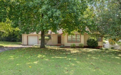 5412 Stoneoak Lane Knoxville, TN 37920