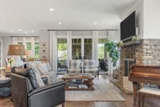 212 LAKE CREST DRIVE LENOIR CITY, TN 37772 - Photo 6